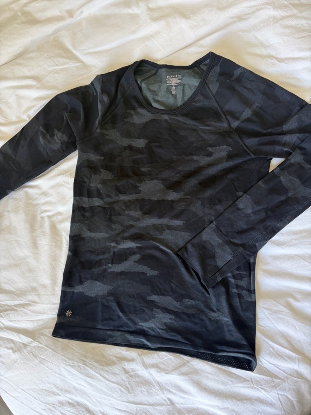 Athleta camo Long Sleeve Athletic Top